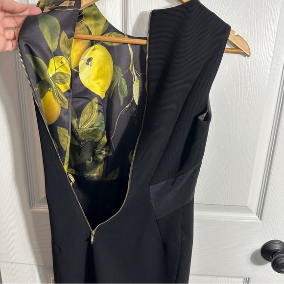 Ted Baker size 1 (US 2-4) black textured dress, vibrant lemon/bee lining - Picture 8 of 16